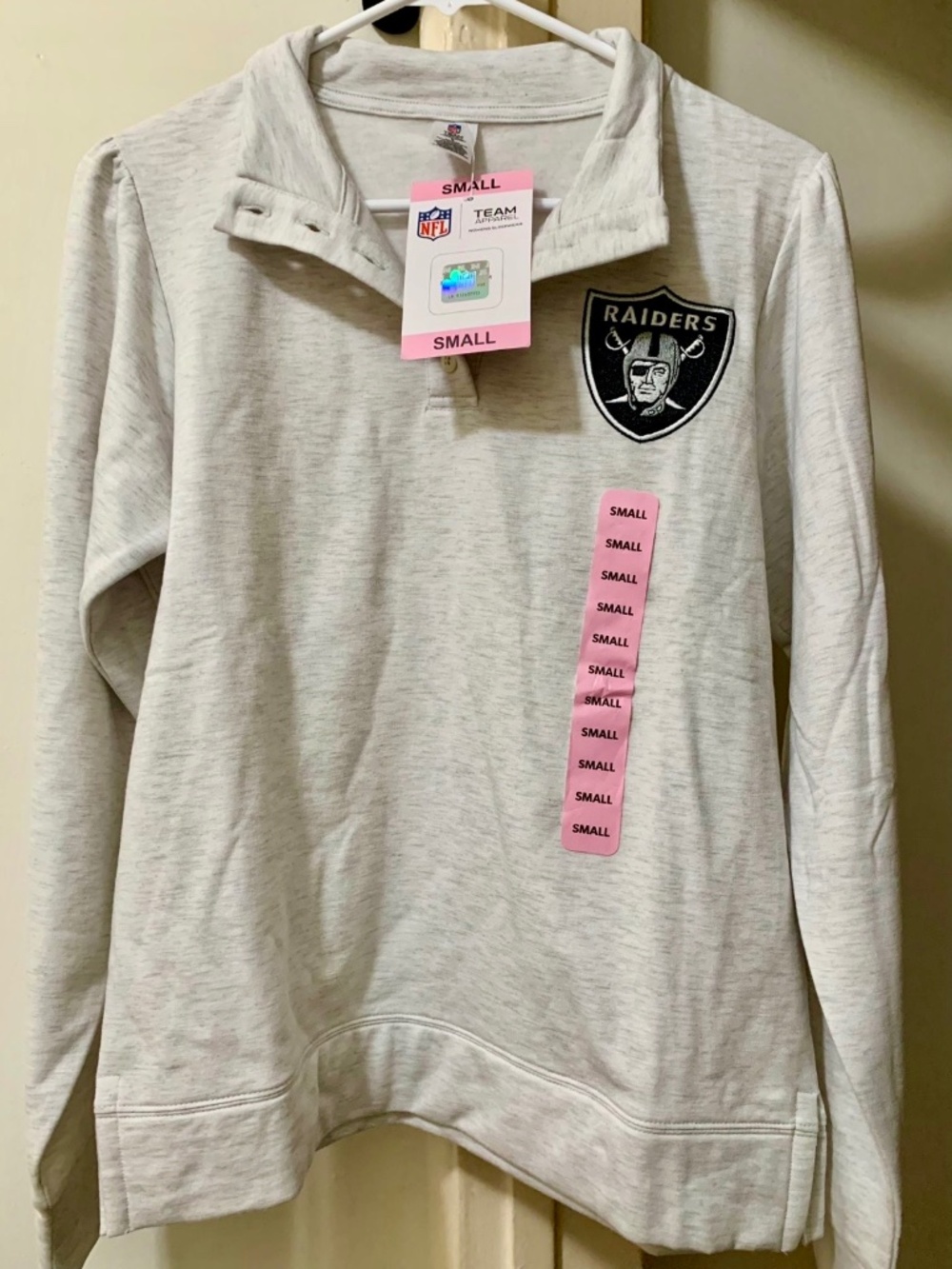 Raiders women collar sweater